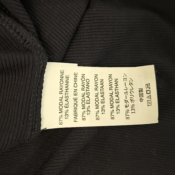 Vuori Women's Long Sleeve Pose Scoop Tee Black Sz L - Picture 12 of 12